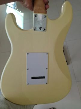guitarra squier bullet stratocaster