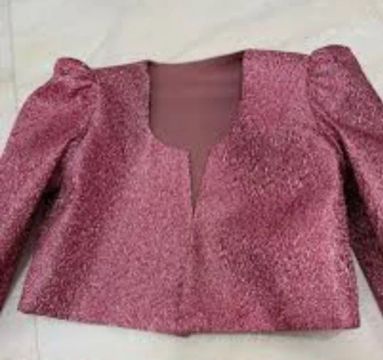 Cropped feminino rosa em tecido brilhante