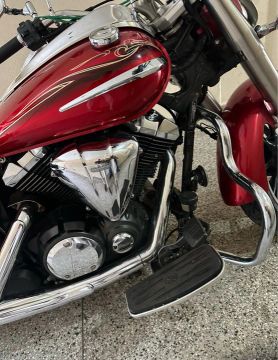 Vendo Moto Yamaha XVS 950 A MIDN -STAR