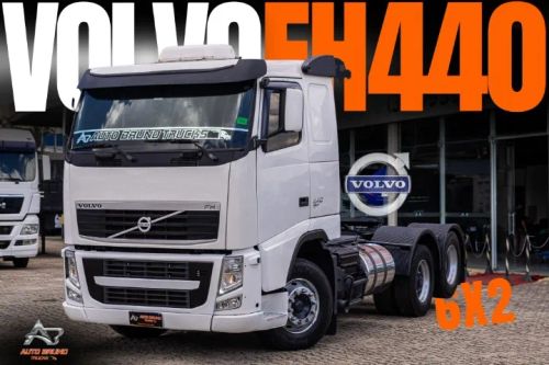 Volvo FH 440 2010 Trucado 6x2 em Excelente Estado de Conservação e KM Original