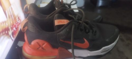 Tênis Nike Air Max 270