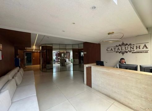 Apartamento com 3 quartos e 2 vagas de garagem! Bairro Todos os Santos
