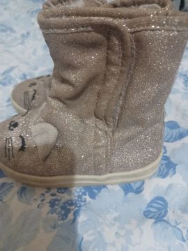 Botas de glitter para menina e menino