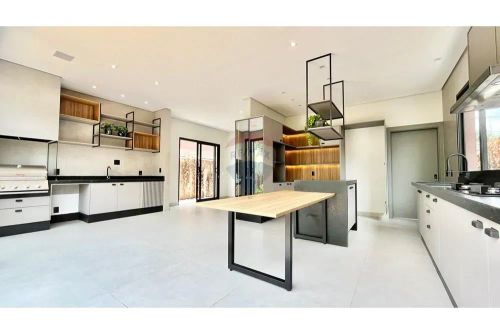 Casa sobrado à venda com 232 m², Buona Vita Ribeirão - Vila do Golfe.