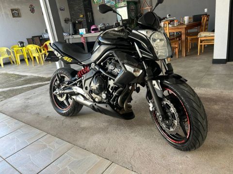 Motos KAWASAKI ER-6N no Brasil