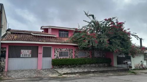 Vende-se Casa e kitnet nos fundos (Quitada)