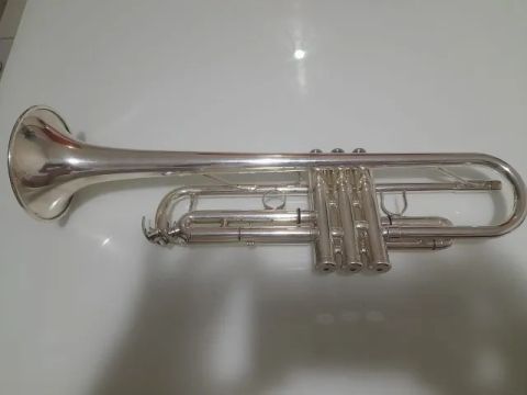 Trompete Yamaha 4335G