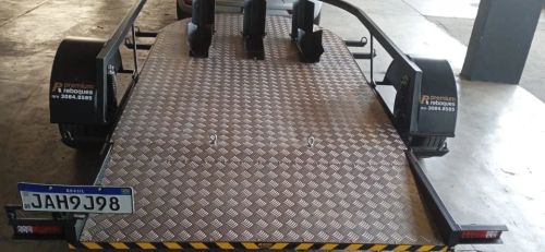 Carreta para transporte de moto