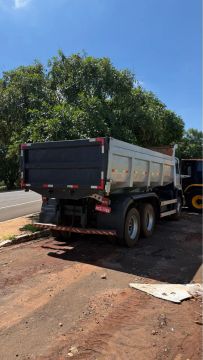 Vendo Cargo 2422 6x2 2010