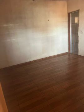 Imóvel para aluguel possui 120 metros quadrados com 2 quartos