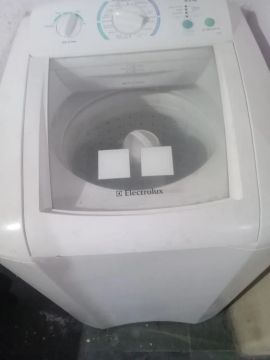 Máquina de Lavar Roupa Electrolux