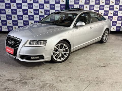 Audi A6 2010 ENTRADA R$ 35.900,00 + 48x 1.484,00 3.0 TFSI Quattro V6 Gasolina Tiptronic