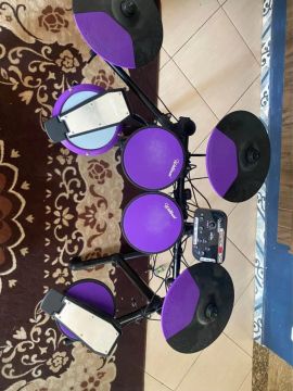 Bateria eletrônica com MÍDI