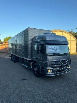 Atego truck bau 2015 automático 