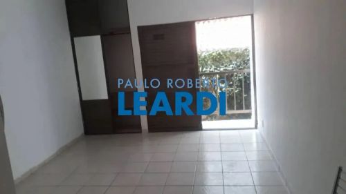 PRÉDIO - ACLIMAÇÃO - SP