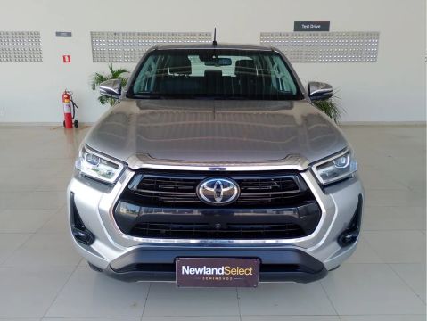 HILUX SRX 2.8 TURBO DIESEL CD 4X4 AUTOMÁTICO 22/22 COM 153 MIL KM