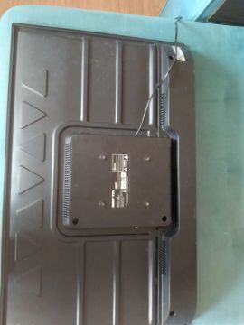 TV TCL 32 polegadas não liga
