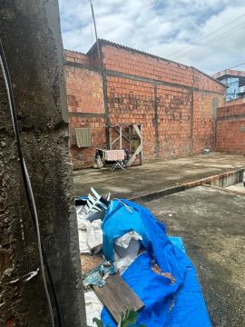 Estou vendendo esta casa no nova vitória 