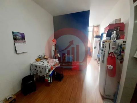 Kitnet/conjugado à venda  em Laranjeiras - Rio de Janeiro - RJ