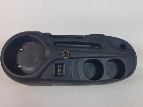 Acabamento Console Porta Copos Mitsubishi Grandis 05 A 2008