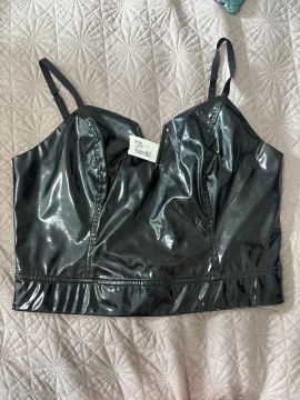 Cropped Preto Na etiqueta 