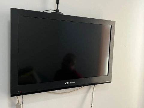 TV LED 32 polegadas Buster - NÃO É SMART