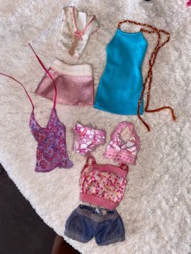 Roupinhas para Barbie 