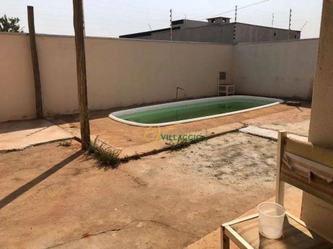 Casa com 2 dormitórios para alugar, 180 m² por R$ 2.110,00/mês - Residencial Morada do Sol
