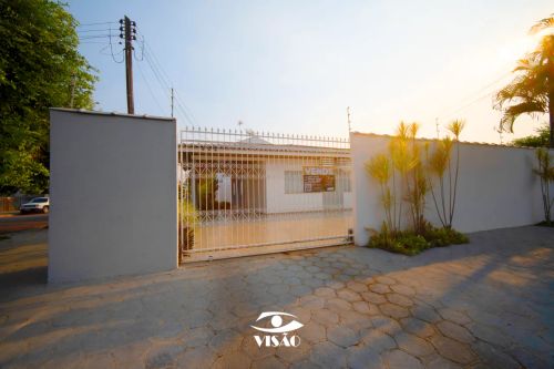CASA PARA LOCAÇÃO NO SETOR RESIDENCIAL SUL - SINOP,MT