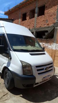 Vendo ford transit 2010