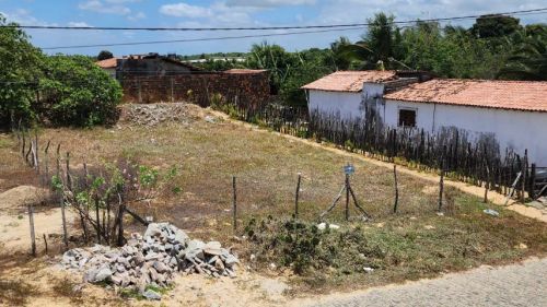 Terreno: Bairro Lagoa Azul, ZN de Natal, com 450m².