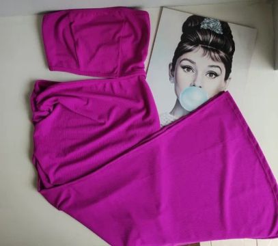 vestido longo com fenda e recorte pink