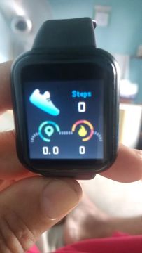 Smartwatch Fitness Tracker