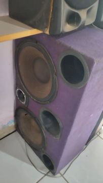 Caixa de Som Subwoofer