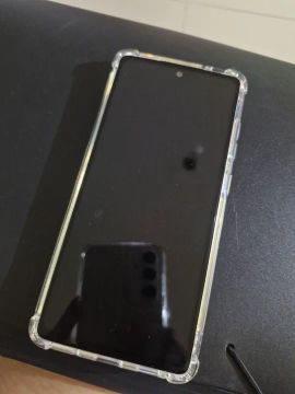 Celular S20 FE