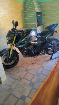 Suzuki GSR 750 2016 - Apenas 57.000 km - Impecável uhuuuuuu