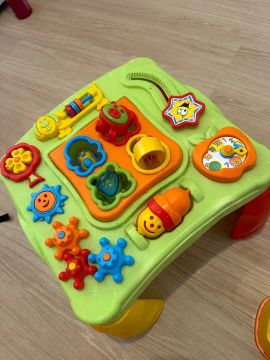 Brinquedo Educativo para Bebês - Martelo de Soco com Formas!
