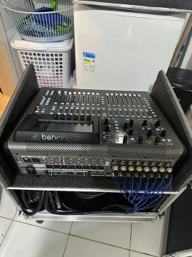 Mesa de Som Behringer X32 Compact ZERADA!
