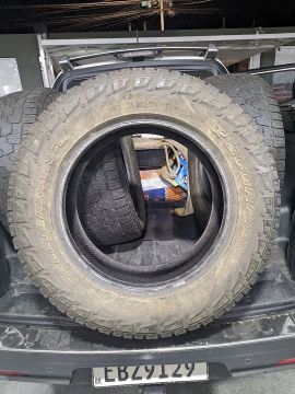 Pneus 265/60R18 Pirelli allterrain plus scorpion 