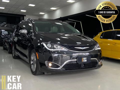 CHRYSLER PACIFICA Ltd
