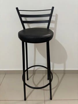 4 Banquetas alta preta - estilo industrial + 1 Pia em Granito 