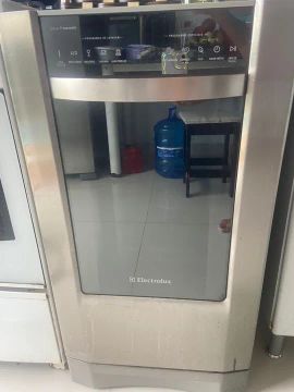LAVA LOUÇAS ELECTROLUX 1760W TOUCH CAPACIDADE 9 SERVIÇOS