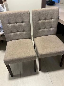 Vendo 2 cadeiras R$ 400,00
