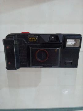 Câmera YASHICA MD-35