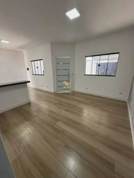 Oportunidade de COMPRA - Casa Térrea - Setville - 2 Dormitórios - Suíte - 100m² - 2 Vagas