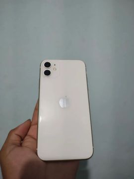 iPhone 11 branco 128gb novo