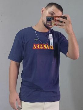 Camisas surf R$65 cada