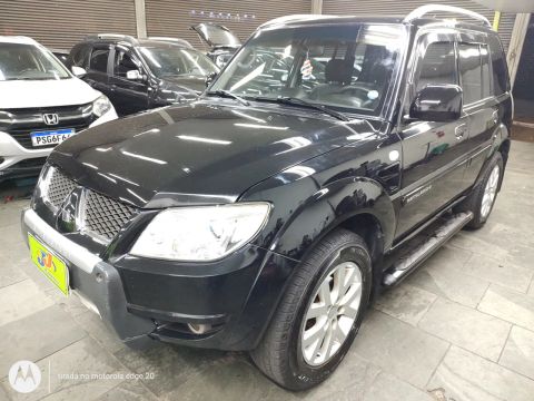 Mitsubishi Pajero TR4 2.0 Flex Automático COMPLETO COURO DVD 2012