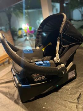 Cadeirinha de Carro para Bebê burigotto + base 