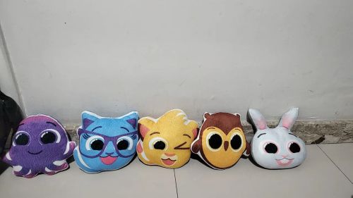 Pelúcias dos personagens do bolofofo